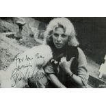 Billie Whitelaw signed black & white photo 6x4 Inch. Dedicated. Was an English actress. Good