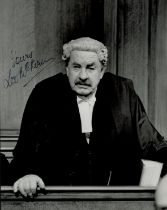 Leo Mckern signed black & white photo 10x8 Inch. Was an Australian actor who appeared in numerous