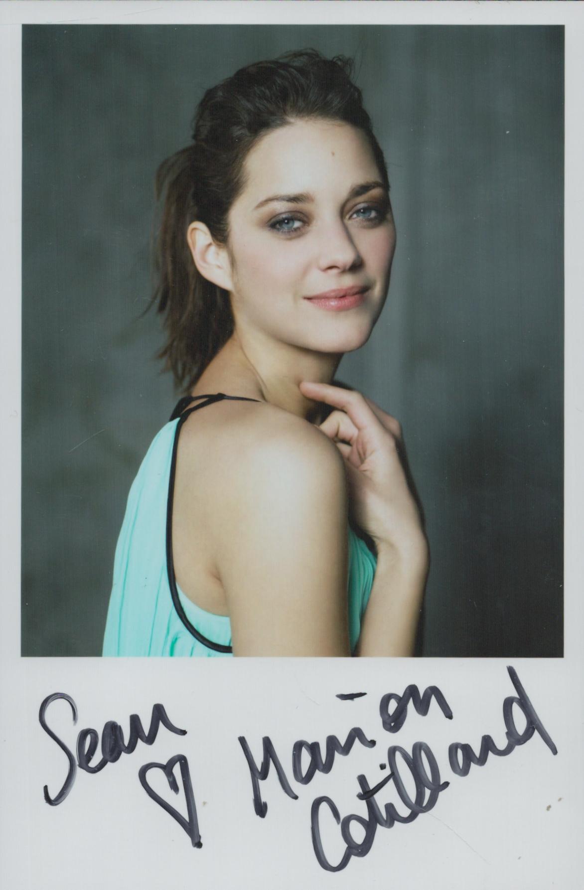 Marion Cotillard signed colour photo 6x4 Inch. Dedicated. Is a French actress. Known for her roles