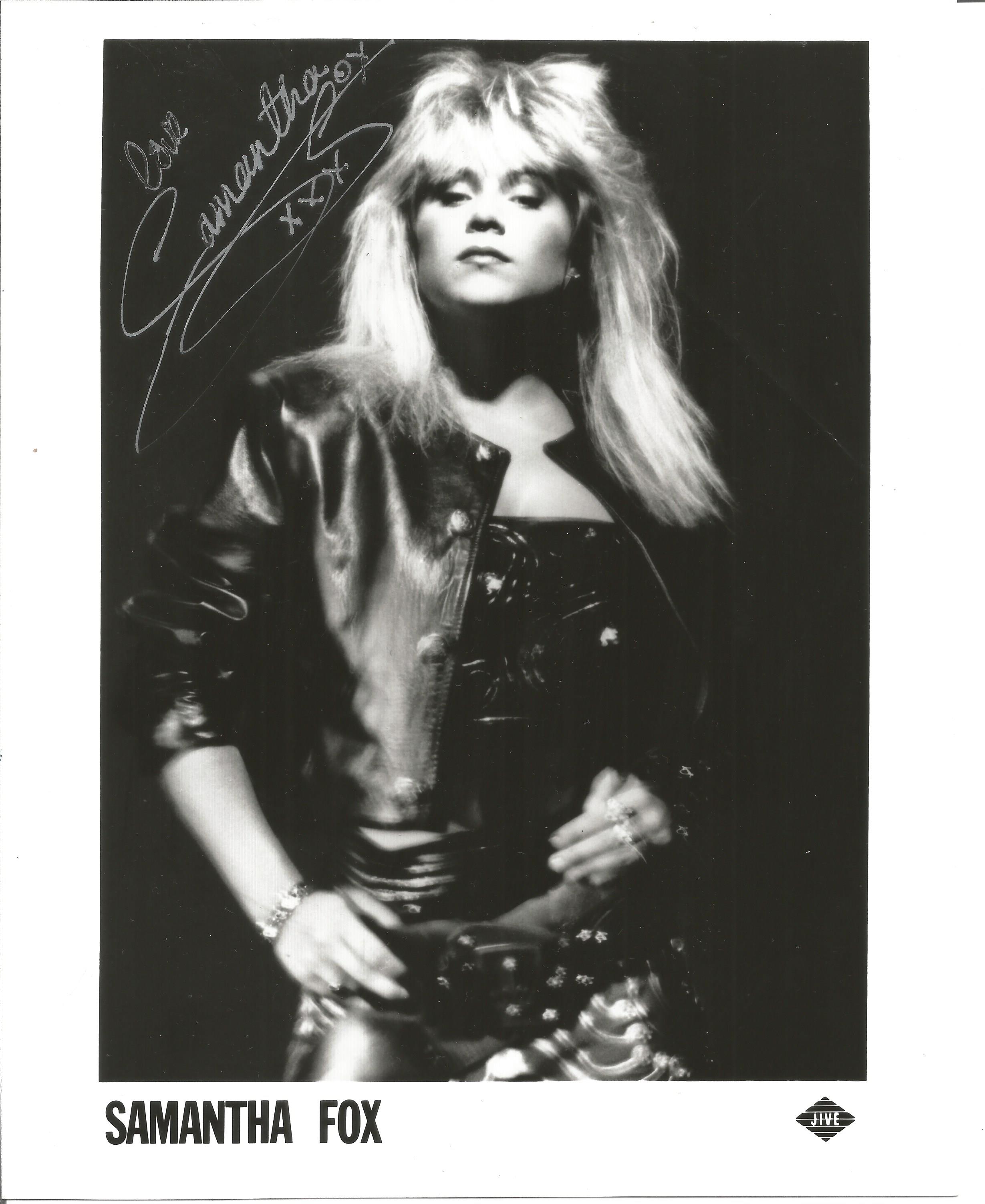 Samantha Fox signed 10x8 inch black and white photo. Good Condition. All autographs come with a