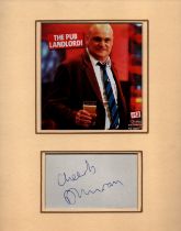 AL MURRAY Comedian signed card with 8x10 mounted Pub Landlord Photo
