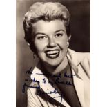 Doris Day signed 6x4 inch vintage black and white photo. Good Condition. All autographs come with