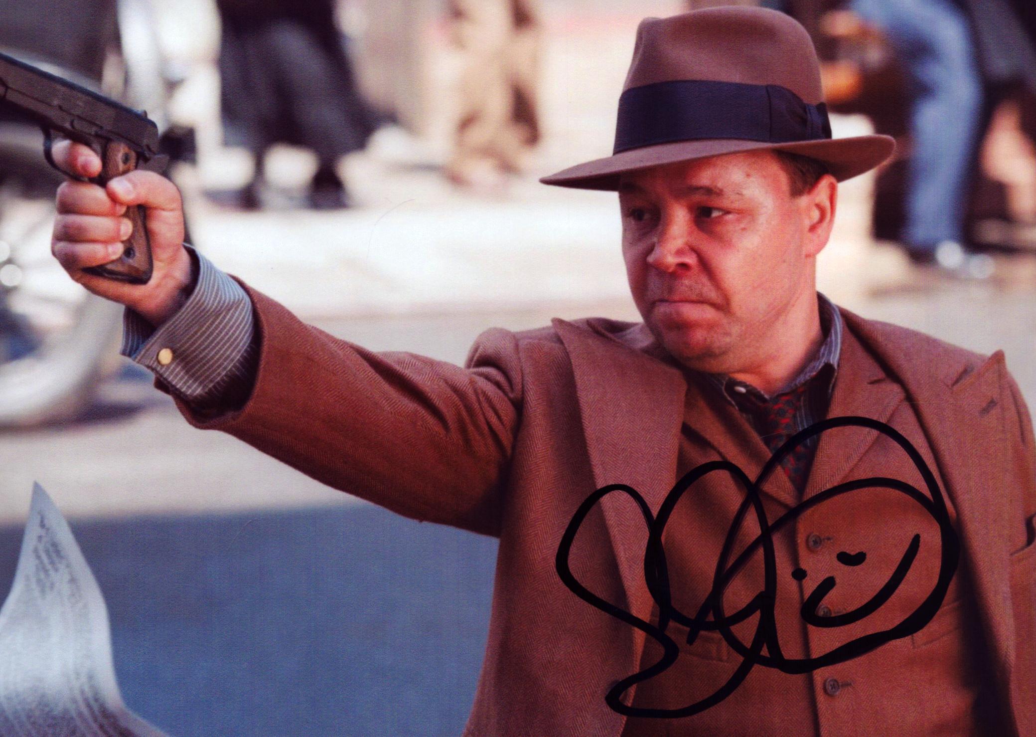 Stephen Graham signed 7x5 inch colour photo. Good Condition. All autographs come with a