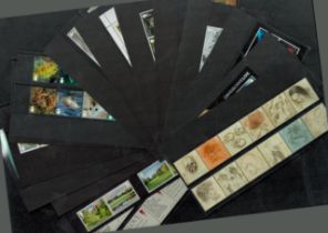 Stamp sleeve collection includes Leonardo da Vinci, David Bowie Live, Pink Floyd Live and more. 15