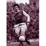 Pat Rice signed 7x5 inch black and white photo. Good Condition. All autographs come with a
