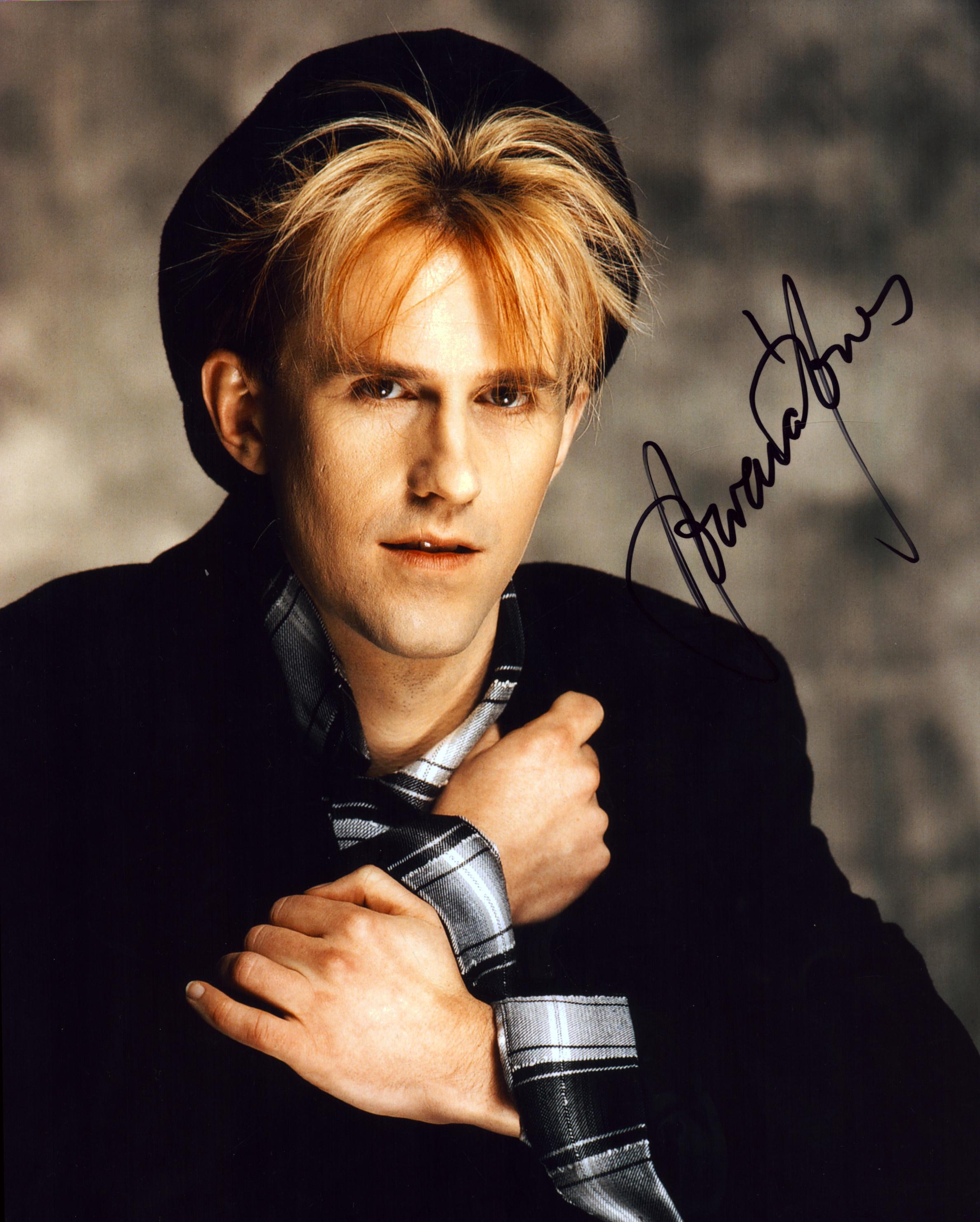 Howard Jones signed 10x8 inch colour photo. Good Condition. All autographs come with a Certificate