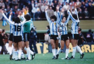 Football Autographed OSSIE ARDILES 12 x 8 Photo : Col, depicting Argentinian players including OSSIE