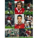 Manchester United collection 11, 6x4 signed photos and trading card includes some good names such as