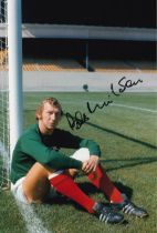 Football Autographed BOB WILSON 12 x 8 Photo : Col, depicting Arsenal goalkeeper BOB WILSON striking