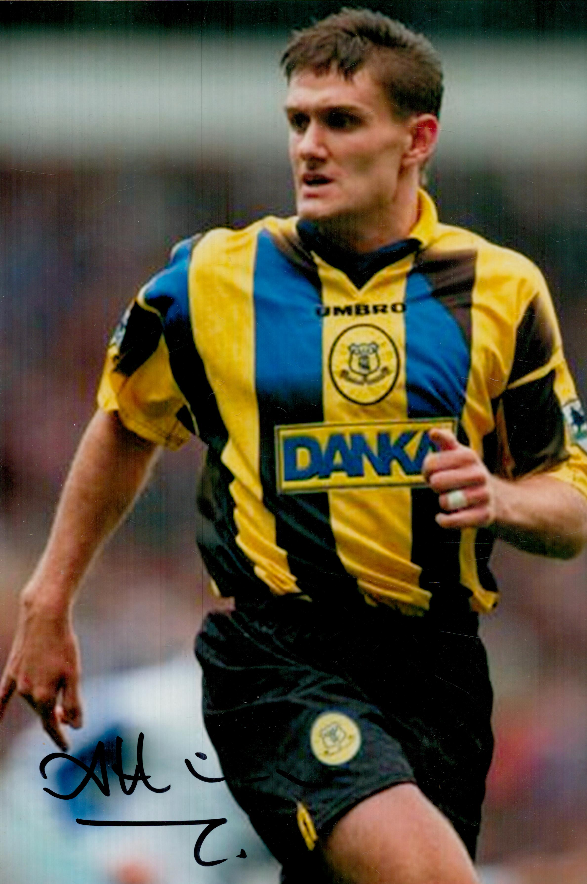 Andy Hinchcliffe signed 12x8 inch colour photo pictured while playing for Everton. All autographs