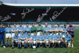 Football Autographed MANCHESTER CITY 12 x 8 Photo : Col, depicting a superb image showing Manchester