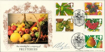 Michael Sykes signed Fruiterers FDC. 14/9/93 Brogdale postmark Good condition. Est