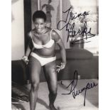 007 James Bond movie Diamonds are Forever 8x10 B&W photo signed by actress Trina Parks as Thumper.