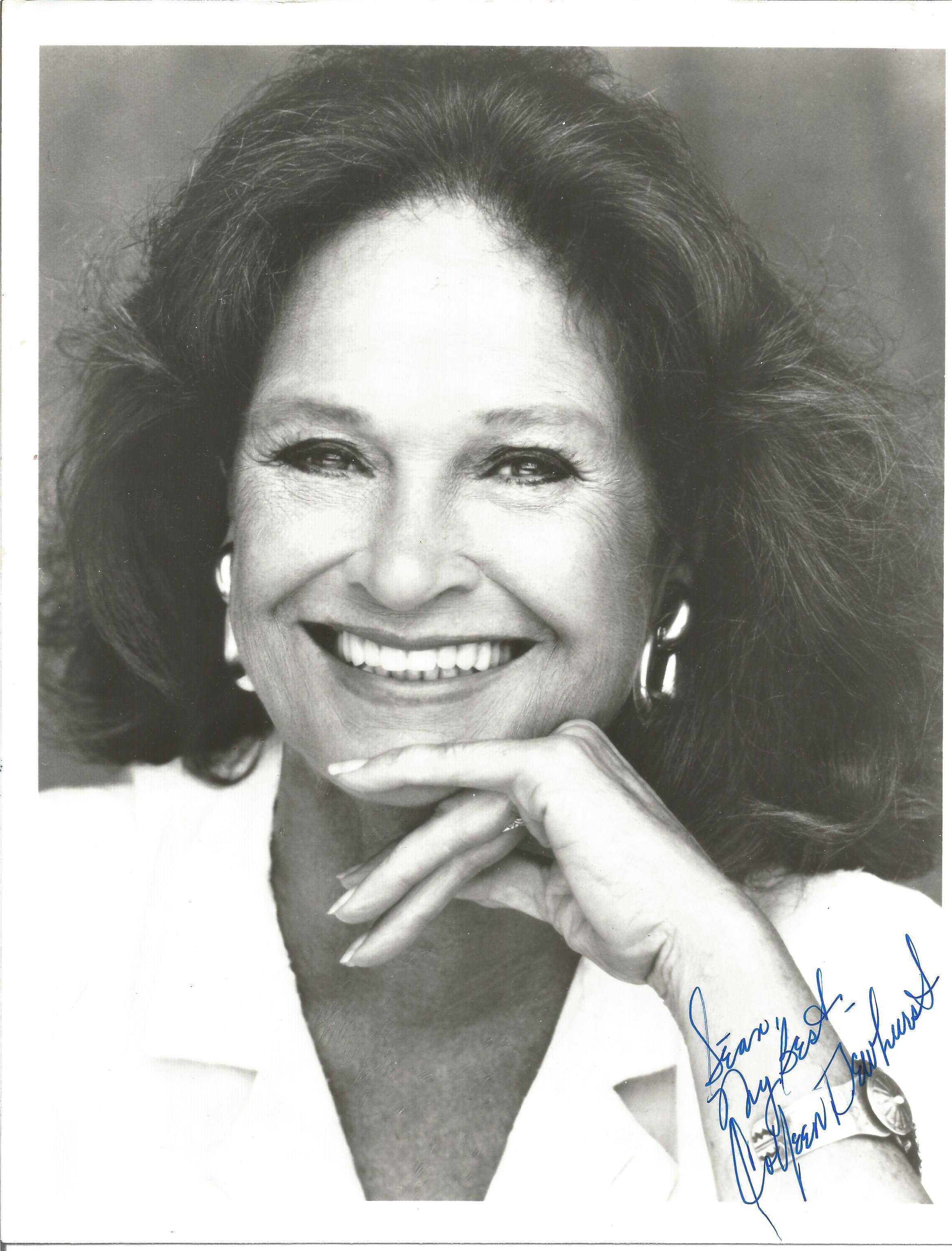 Colleen Dewhurst signed 10x8 inch black and white photo. Good Condition Est