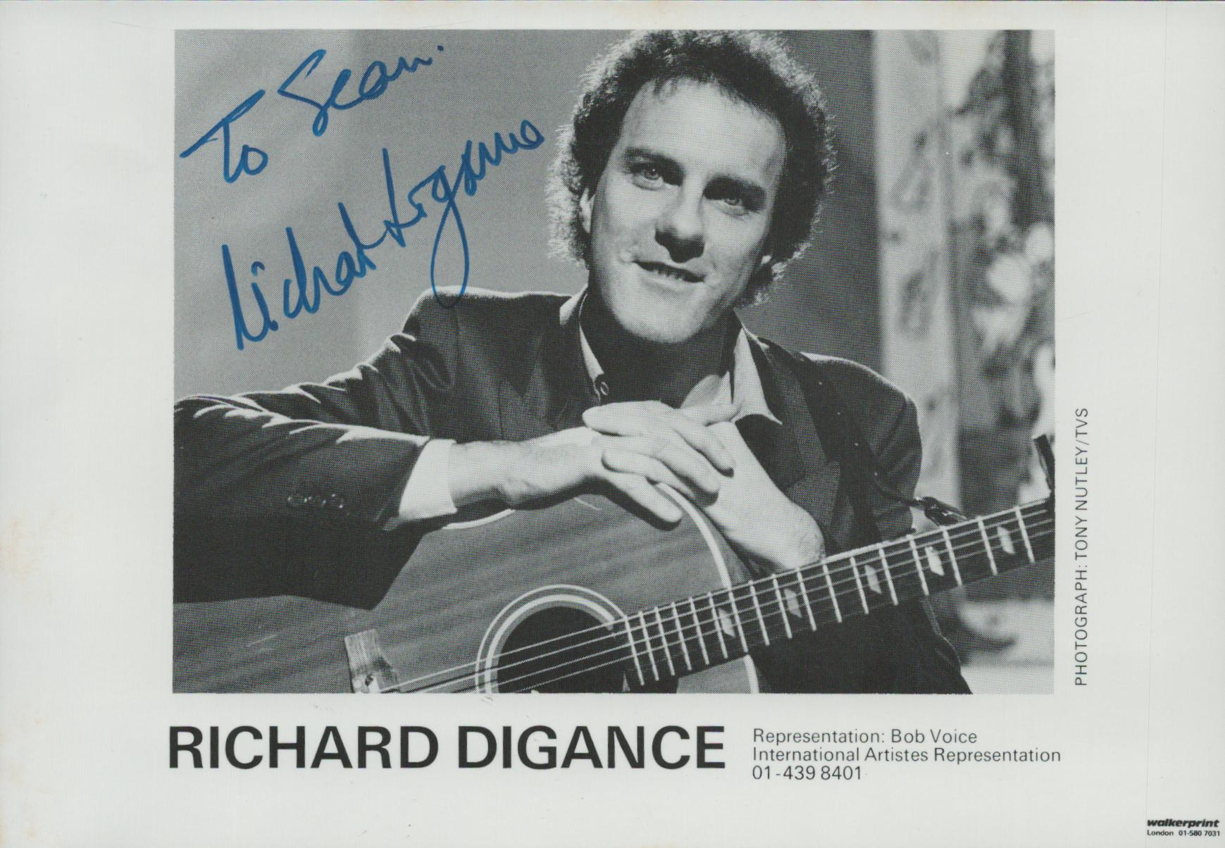 Richard Digance signed 6x4 inch black and white promo photo dedicated. Good Condition Est