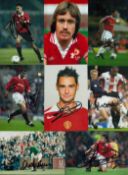 Manchester United collection 11, 6x4 signed photos and trading card includes some good names such as