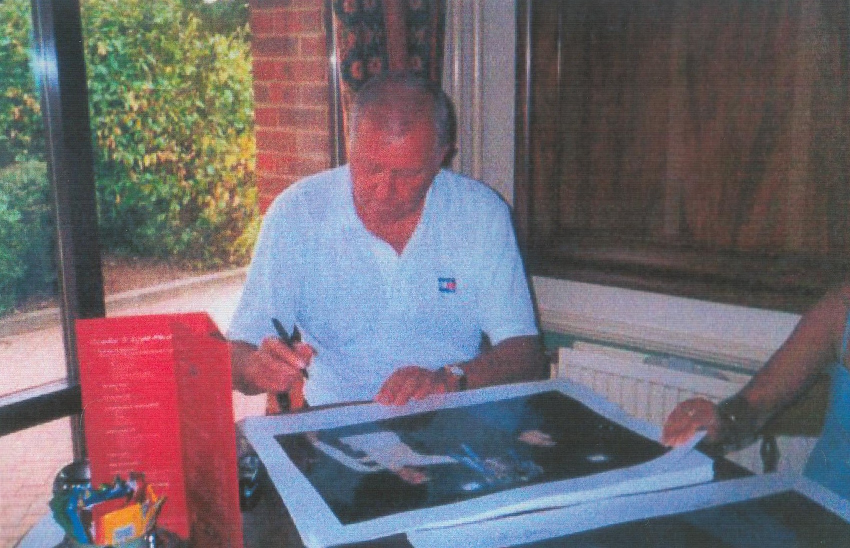 Chelsea – Cup Kings - Peter Osgood & Ron Harris signed 1970 print This superb of memorabilia pays - Image 2 of 2