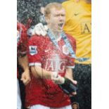 Football Autographed PAUL SCHOLES 12 x 8 Photo : Col, depicting a wonderful image showing Manchester