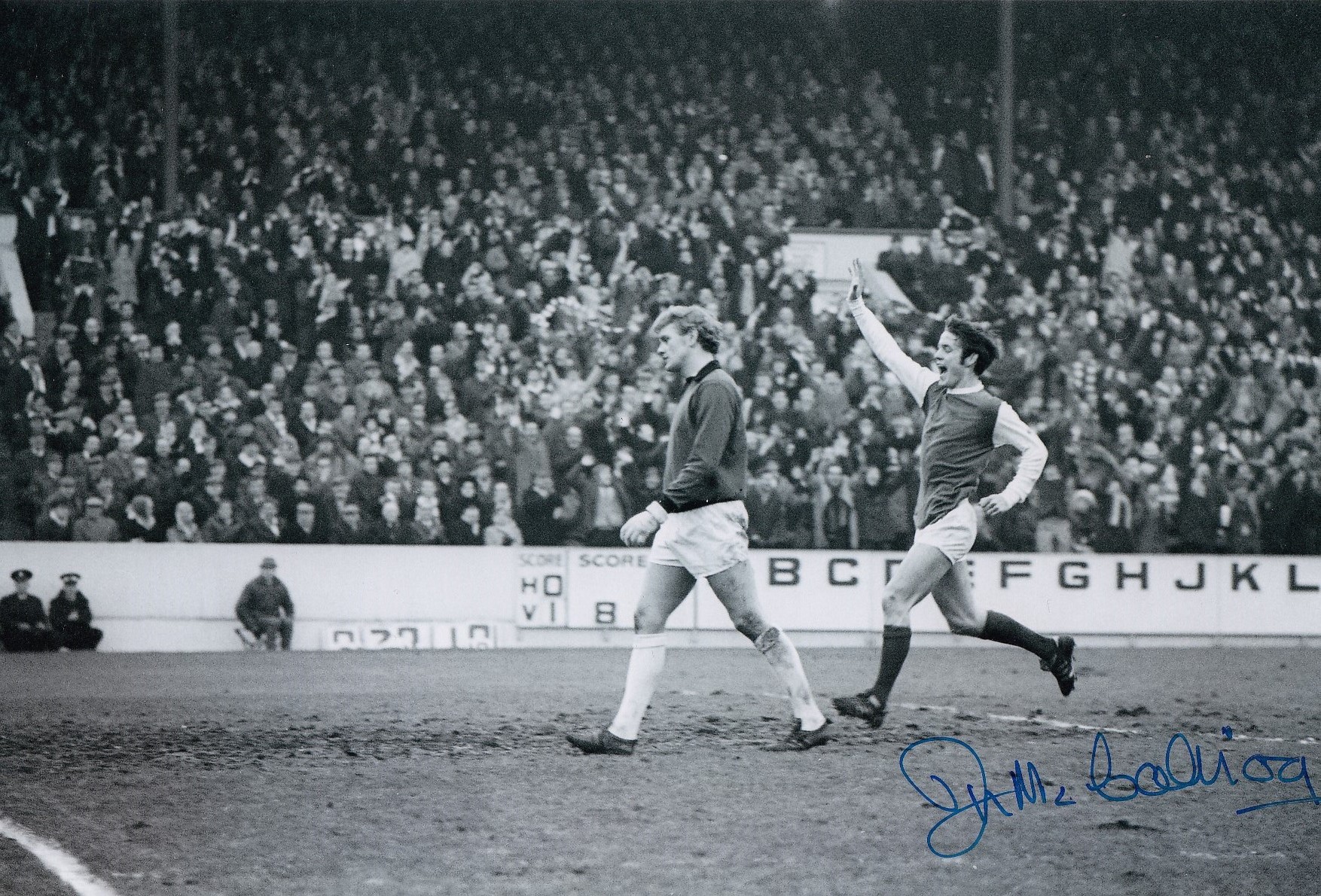 Football Autographed JIM McCALLIOG 12 x 8 Photo : B/W, depicting a wonderful image showing Sheffield