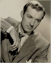 Zachary Scott signed vintage Black and White Photo 10x8 Inch. Was an American actor who was known