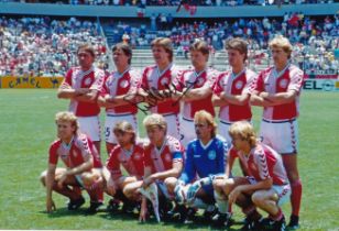 Football Autographed JAN MOLBY 12 x 8 Photo : Col, depicting Danish players posing for a team