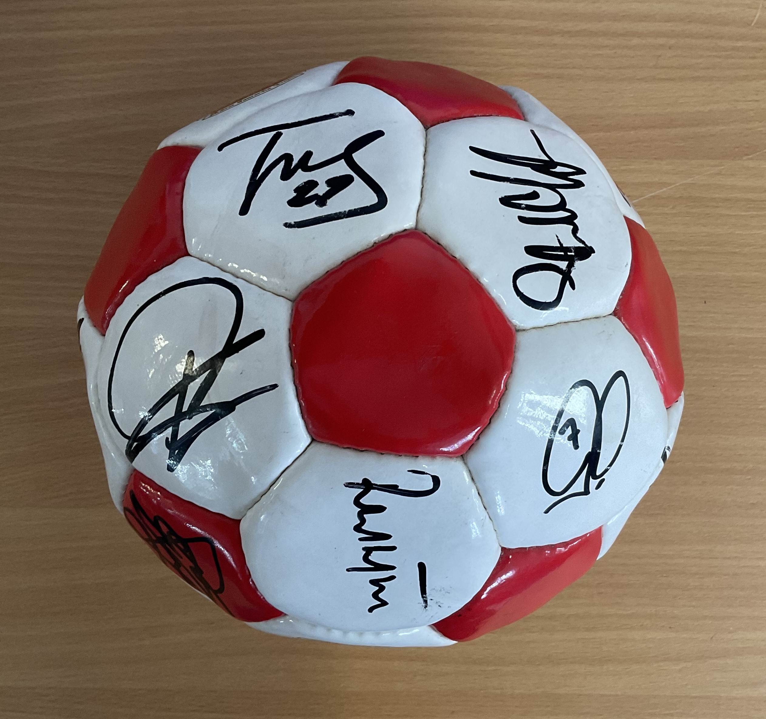 Vintage Arsenal multi signed football by names such as Robin van Persie, Tony Adams, Tomas - Image 3 of 4