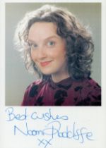 Naomi Radcliffe signed colour photo 6x4.25 Inch. An English actress. Good condition Est.