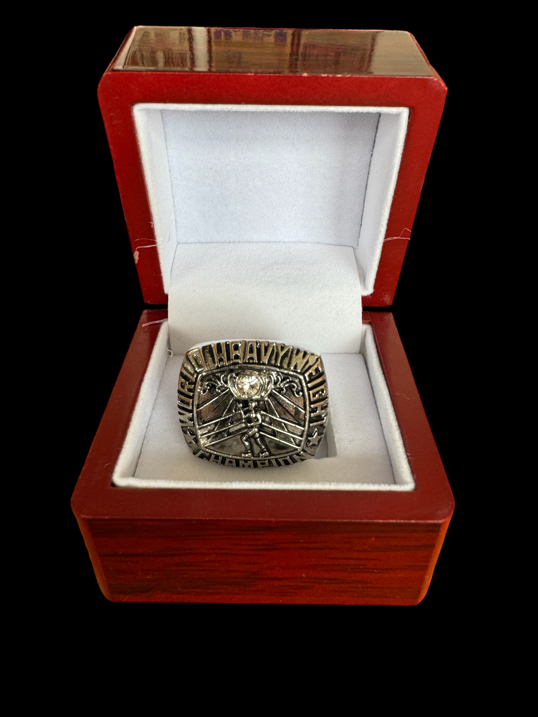 George Foreman 1973/4 and 1994/5 Heavyweight champiosnhip commemorative ring in presentation box.