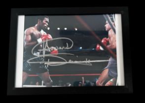 Howard Davis signed colour photo. Framed to approx size 12x8inch.