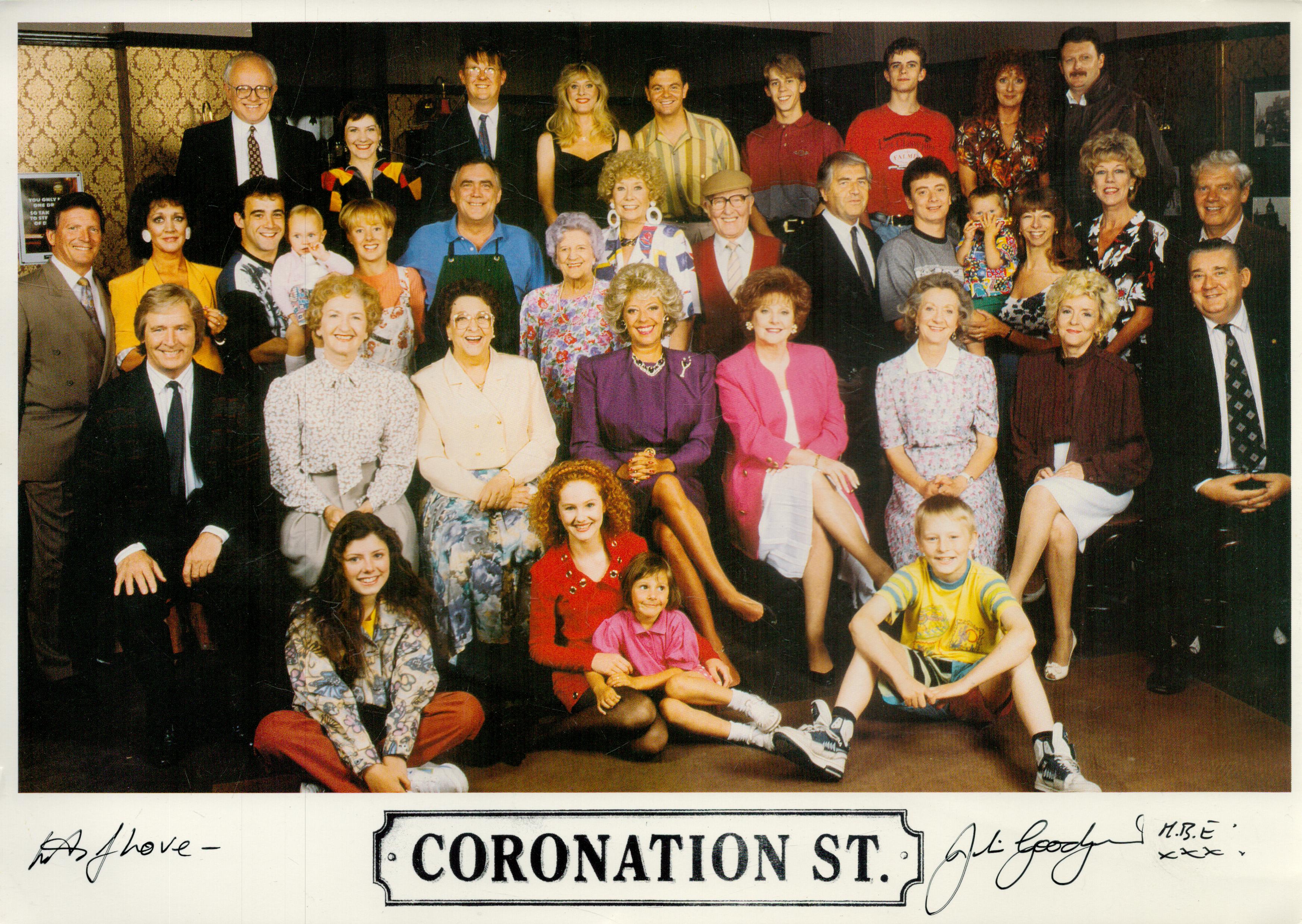 Julie Goodyear signed 12x8 inch vintage Coronation Street colour promo photo. Good condition. All