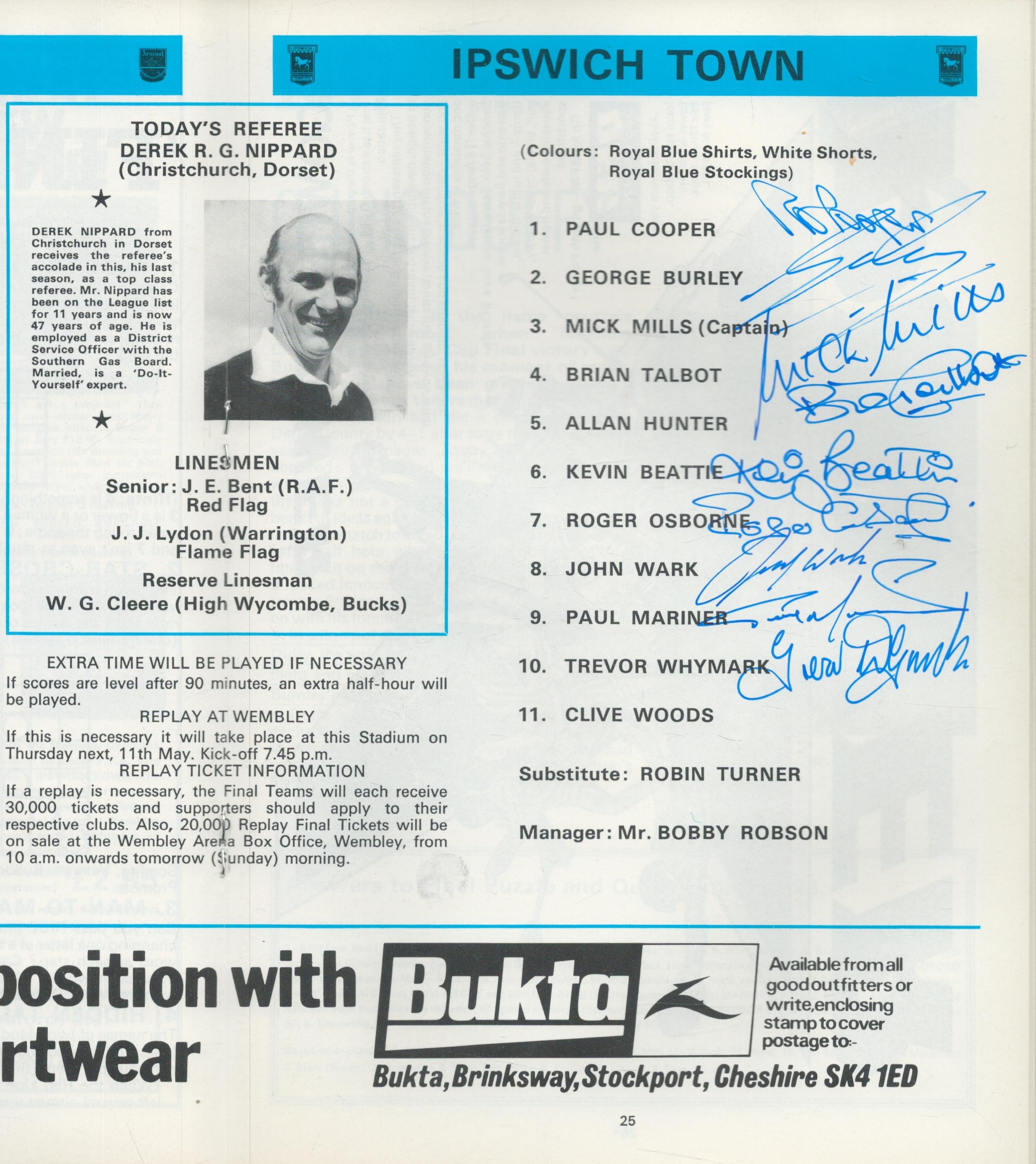 Multi signed Paul Cooper, Mick Mills, Kevin Beattie page 25 IPSWICH TOWN Programme. 'Arsenal v