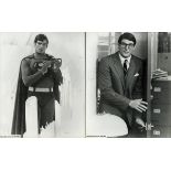 Christopher D'Olier Reeve Unsigned 2 x Black and White Photos 10x8 Inch. 'Superman'. Good condition.