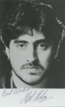 Alfred Molina signed Black and White Photo 5.5x3.5 Inch. Is a British actor. Good condition Est.