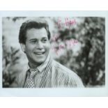 Ryan O'Neal (1941-2023), American actor. A signed and dedicated 10x8 photo. He was cast as Oliver