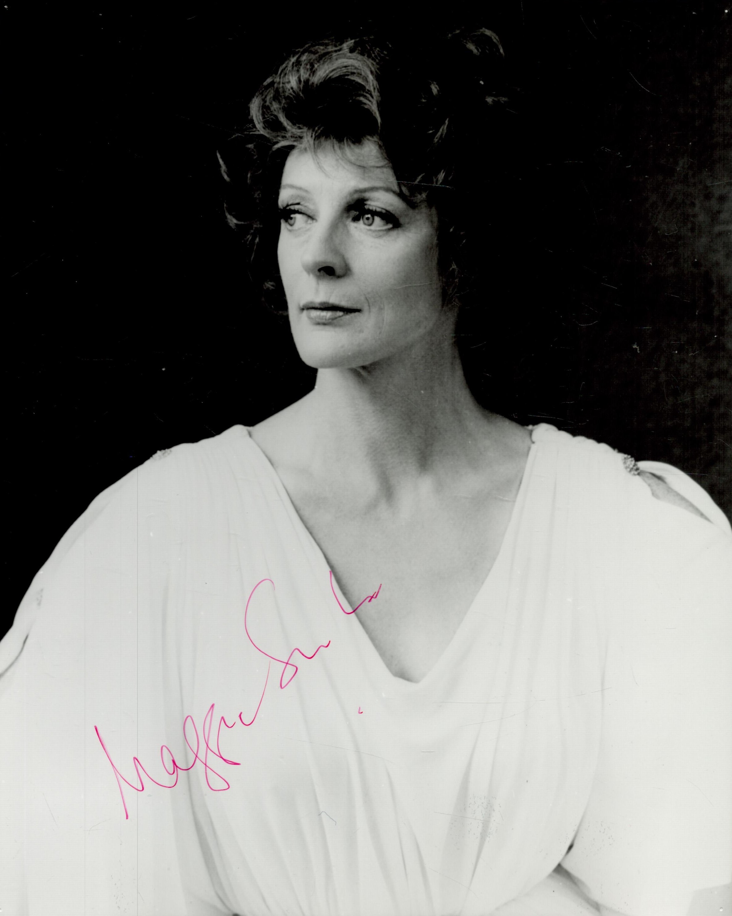 Maggie Smith signed 10x8 inch black and white photo. Good Condition. All autographs come with a