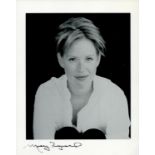 Molly Ringwald signed 10x8 inch black and white photo. Good Condition. All autographs come with a