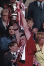 Autographed GARY PALLISTER 12 x 8 Photo : Col, depicting Manchester United's GARY PALLISTER