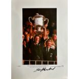 Sean Fitzpatrick signed limited edition print with signing photo Sean Fitzpatrick is widely regarded