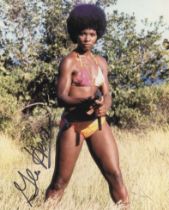 007 James Bond movie Live and Let Die 8x10 colour photo signed by actress Gloria Hendry as Rosie