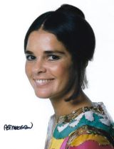 Ali MacGraw signed 10x8inch colour photo. Good Condition. All autographs come with a Certificate