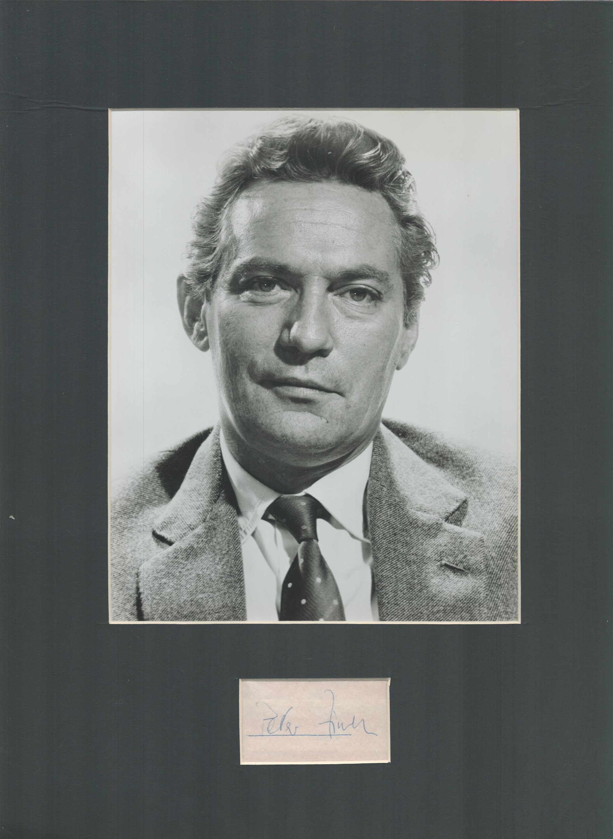 Actor. Peter Finch matted signature piece, overall size 16x12. This beautiful item features a