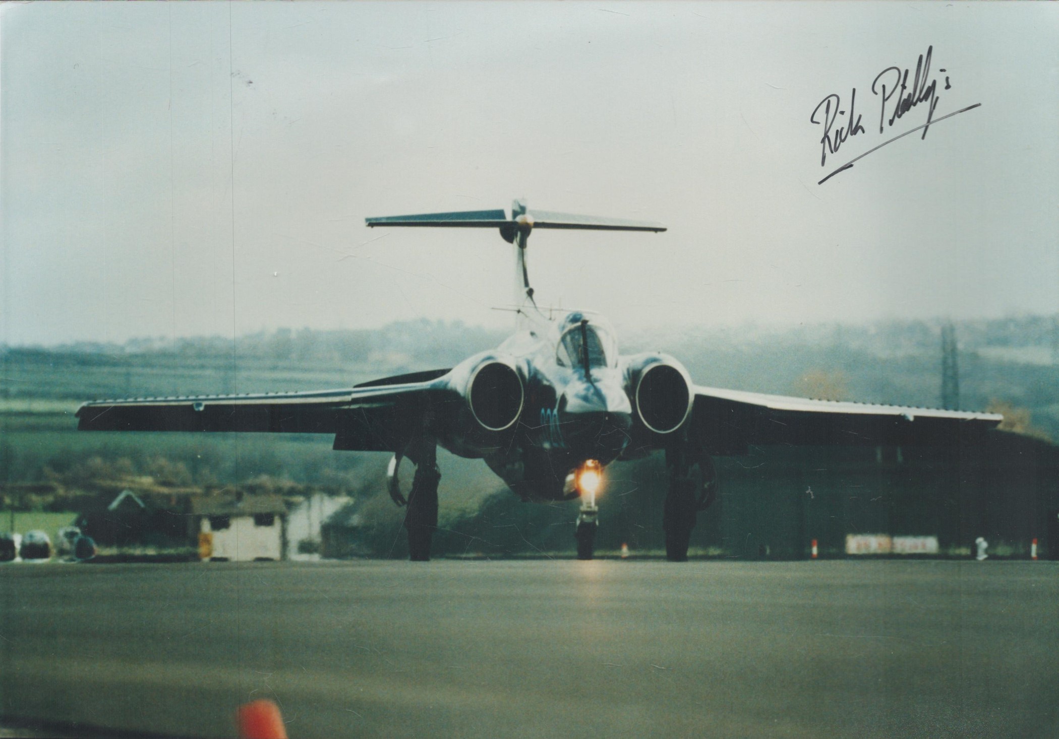 Rich Pratley Signed RAF Falcon Colour Photo 10x7 Inch. 'Station Commander'. Good condition Est.