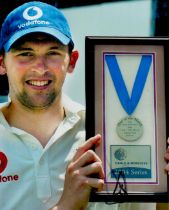 Steve Harmison signed 10x8 colour photo. Good condition Est.