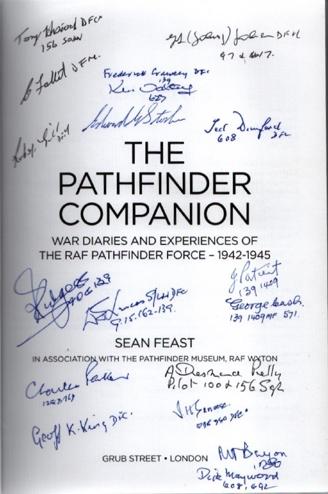The Pathfinder Companion: War Diaries and Experiences of the RAF Pathfinder Force-1942-1945 by - Bild 3 aus 9