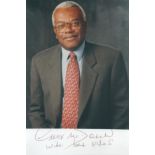 Trevor McDonald signed 6x4 inch colour photo. Good Condition. All autographs come with a Certificate