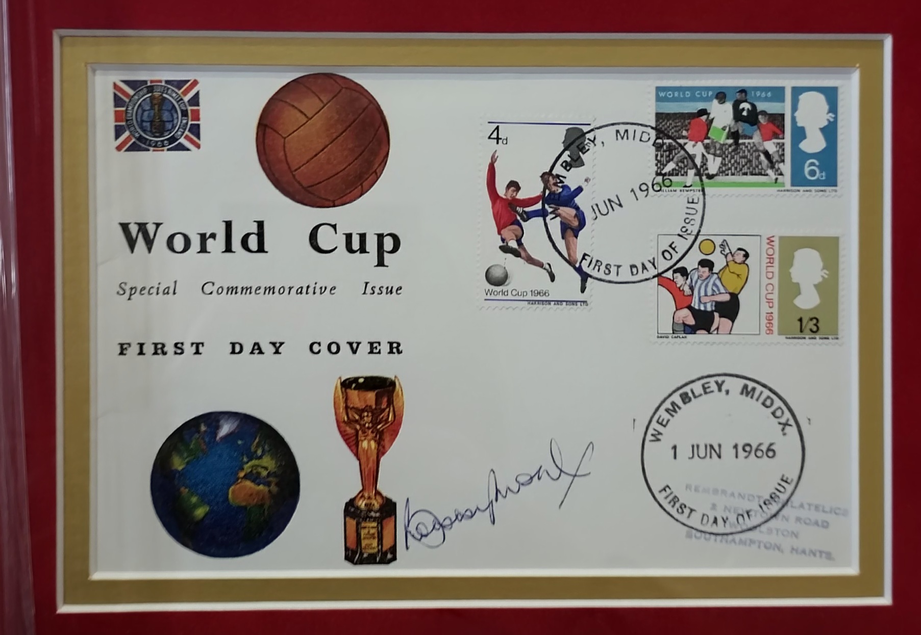 England World Cup Winners 1966, 30x30 inch approx. mounted and framed signature display includes all - Bild 3 aus 4