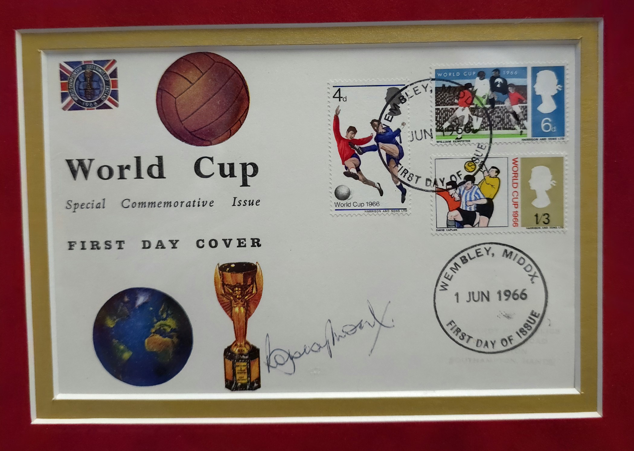 England World Cup Winners 1966, 30x30 inch approx. mounted and framed signature display includes all - Bild 4 aus 5