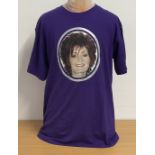 Sharon Osbourne and Bob Hoskins signed T-shirt worn by house band on Friday Night with Jonathan