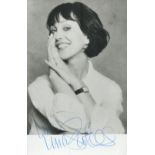 Una Stubbs signed 6x4 inch black and white photo. Good Condition. All autographs come with a