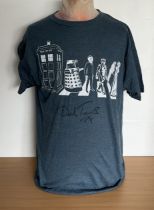 David Tennant signed Dr Who T shirt size medium. Good Condition. All autographs come with a